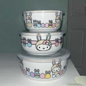 HELLO KITTY EASTER BOWLS SET
